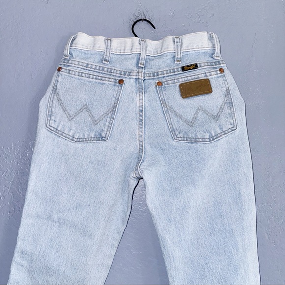 Wrangler Vintage Light Wash Two Tone Jeans Size 27/25” - Picture 4 of 11
